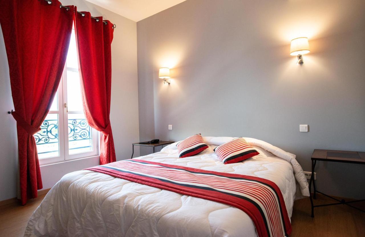 Logis Hotel De La Tour Лібурн Екстер'єр фото